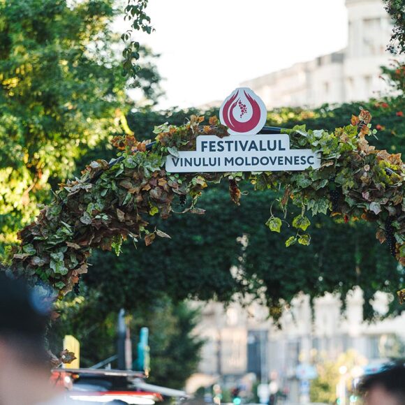 Cum a fost la Festivalului Vinului Moldovenesc ediția VI
